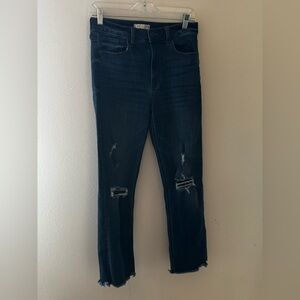 Francesca's
Harper Heritage Destructed Frayed Kick Crop‎ high rise Jeans
Sz 27